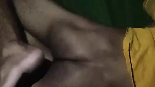 En iyi arkadaşımın göğüsleri Hintli yenge xxx video desi yenge cinsel video köyü ateşli