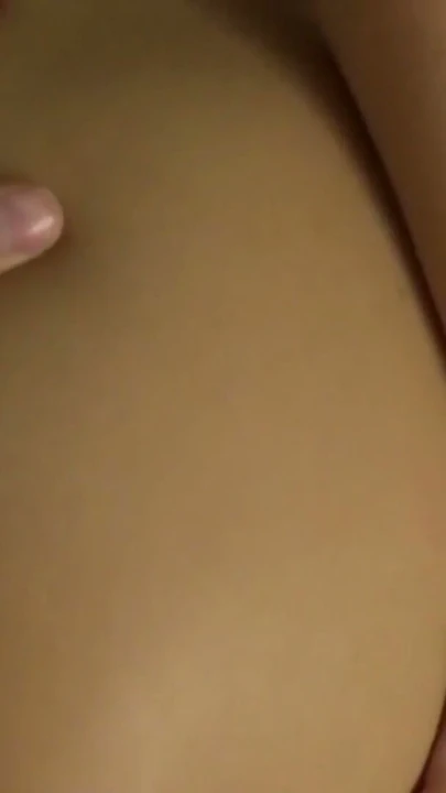 Azgın İranlı genç çocuk seksi ve güzel üvey kız kardeşini sikiyor | Klip 2