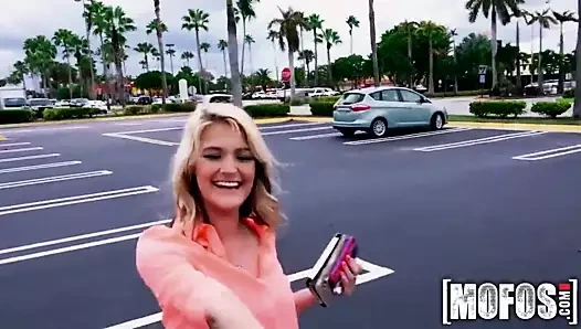 Mofos - umut harper - esnek spinner verir