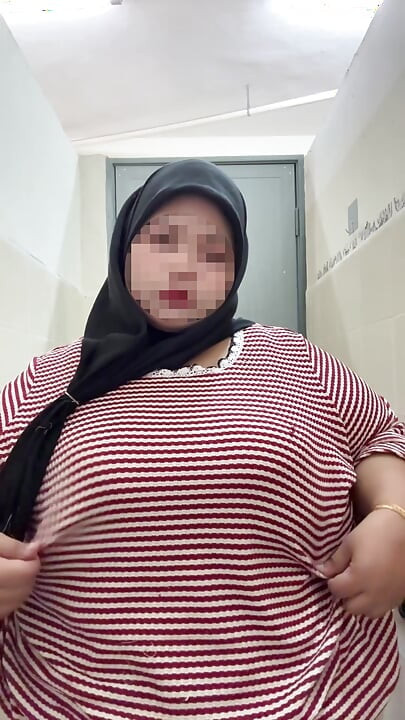 Endonezyalı azgın tesettürlü