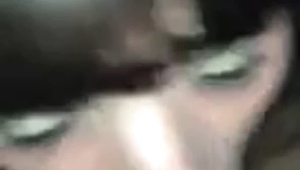 Olgun milf kutu emmek bir ortalama çük