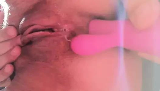 ıslak kedi ile yapay penis içeride göt