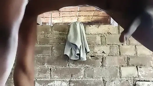 Biri benimle seks yapacak mı?.