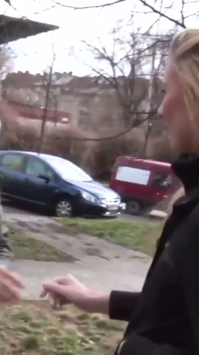 Bumsbus ile ateşli kızları tavlama | Bölüm 1
