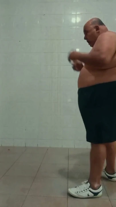 Bubba Güreşi'nin tam önünde duruyorsunuz!