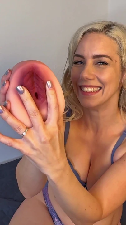 Nesty porno yıldızı cep amcığı geldi | Klip 1