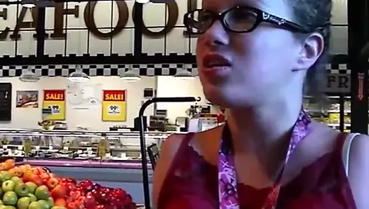 Silahsız alışverişe çıkmak