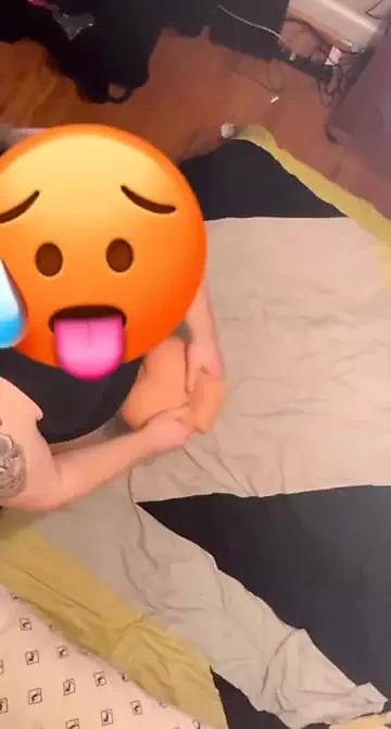 BÜYÜK GÖTLÜ OYUNCAĞıMı SIKIYORUM