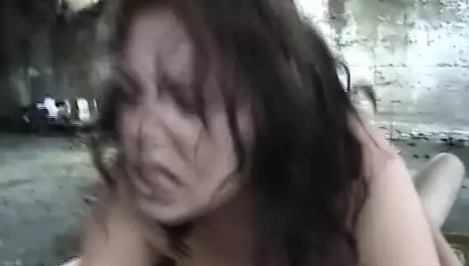 Şişman Alman sürtüğün yüzüne sert sikiş sonrası boşalıyor