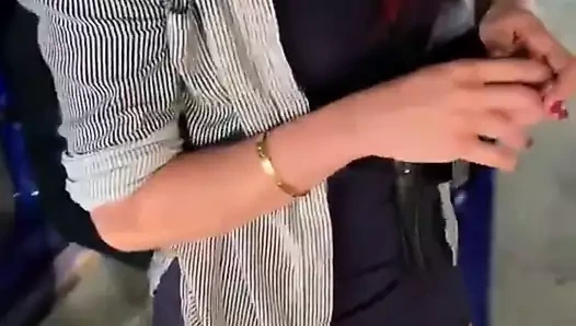 Güzel amcık açık tenli sürtük