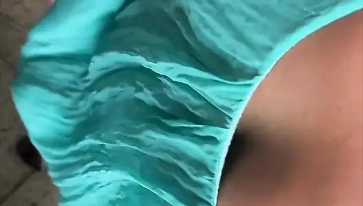 Komşuyla sikişiyor