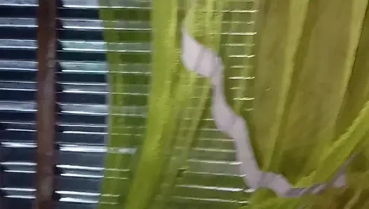 Üvey kız kardeşim ve ben