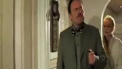 Olgun sarışın zevk havuz seks Alman