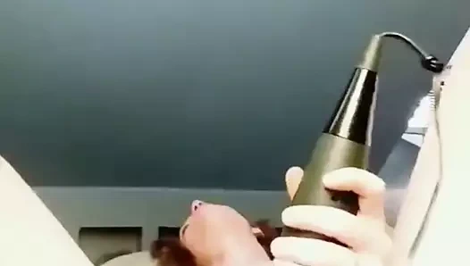 Lelu tilki sürtme bir dışarı ve oyuncak