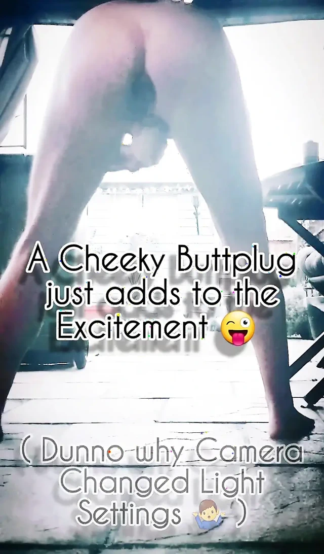 Bahçe çıplaklığı ve göt tıkacıyla mastürbasyon