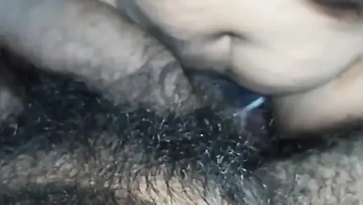 Hintli kadın kocasıyla aldatıyor