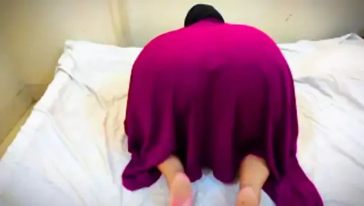 Güne yastıkla sikişmeden başemiyorum çünkü Arap süper ateşli orta yaşlı seksi kadınlar