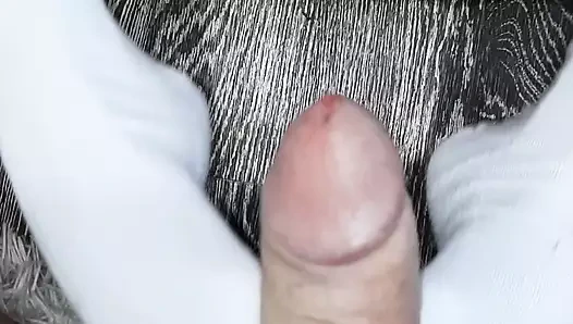 Bacaklarını mastürbasyon yaptı ve onları bitirdi