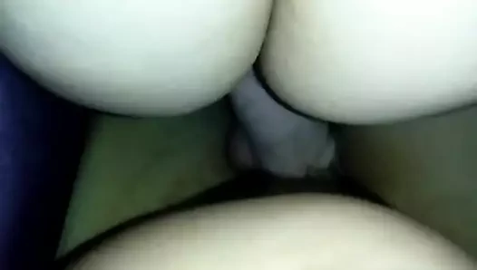 Köpek stili, karısı
