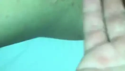 Bir kıza fışkırtma nasıl yapılır!!!!