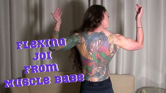 mavi tayt üstsüz esneme joi