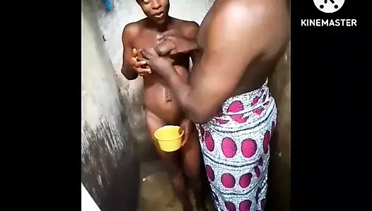 Japon kıllı genç kızı domaltarak sikiyor