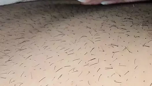 Lütfen üvey anne üvey oğlunun sikini prezervatifsiz elle muamele çekiyor