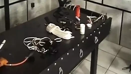 Alman sürtükler için tuhaf oyunlar #3- Almanca konuşuluyor