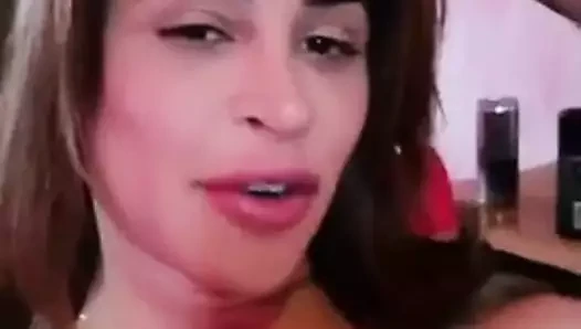 Morning boner TS Webcam Slut