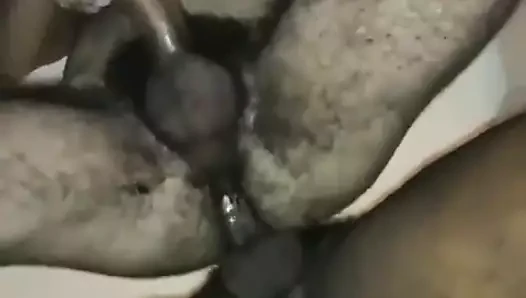 Komşunun görmeyi sevdiğini biliyorlar