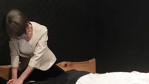 Amatör ilişki çifti şifalı bir masajdan sonra sana zorbalık yapacağım!