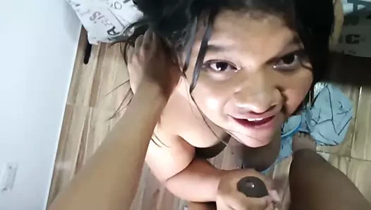 Ailesi uzaktayken en iyi arkadaşımı beceririm - bölüm 3