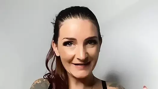 Mutlu kamburlar günü! Bu yüzden geçen hafta doğru şekilde yanıt vermediğiniz bir mesaj gönderdim...