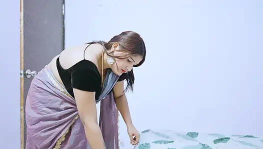 Bade ke jaane ke baad chote ne yenge ko akela dekh uthya mauke ka fayefa