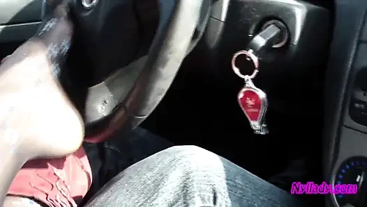 Arabada kocamla oynuyor