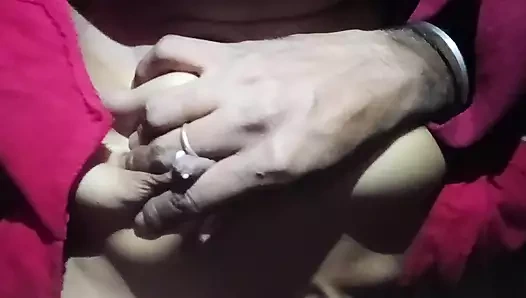 Ateşli kız arkadaş Alyx Star parmaklıyor