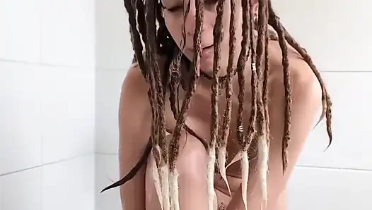 Sabah duşu kadar iyi bir şey yok