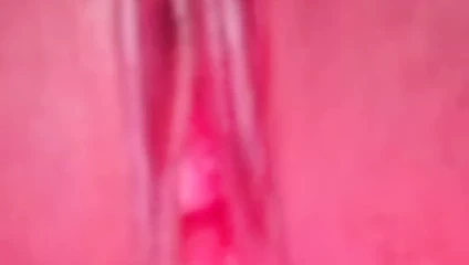 Mona gujju benim pembe kedi