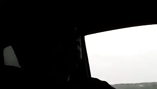 Heteroseksüel adam Jason'a hizmet ediyor