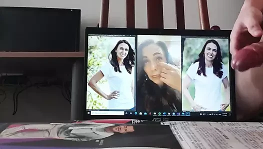 Jacinda ardern büyüleyici