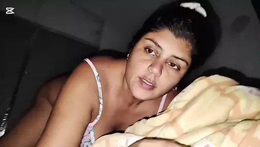 Hintli üvey annemin büyük götünü sikiyorum