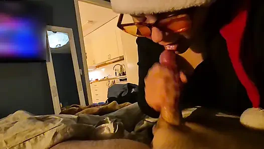 SantaBabe gets her cum