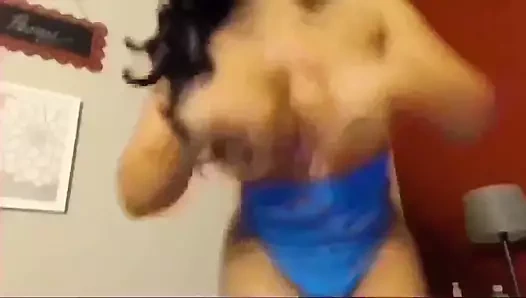 Sikim çikolata kızını hukukta nasıl yaladığını görün ve o var