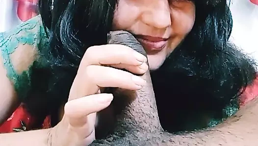 Büyük yarakla en ateşli seks inanılmaz şov