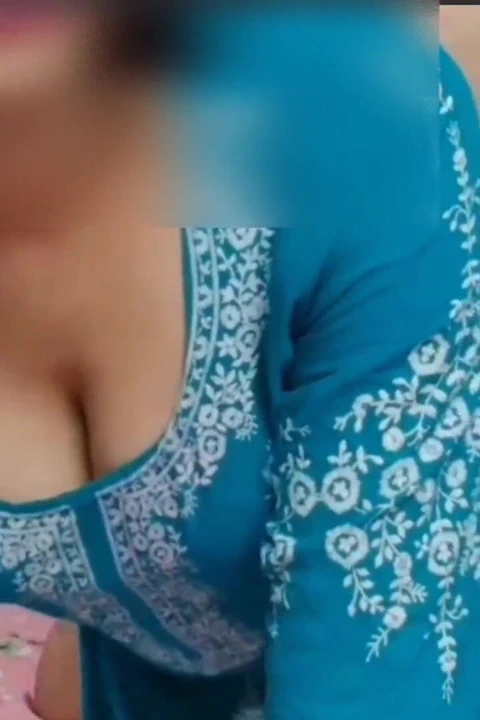 Yavaşla, güçlü şişliklerin yüzünden acıtıyor, hatta kaybettim bile.