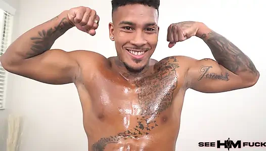 Tito Wilds Brookie Blair'in amını domaltarak sikiyor!