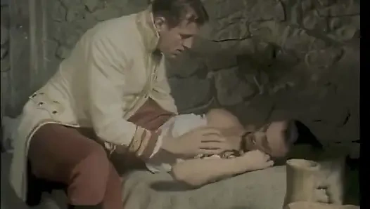 Bu MILF'in Penis Arzusu Hapishanede Azalmıyor