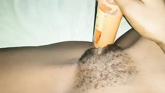 She almost fucked her pussy with the box of beauty product