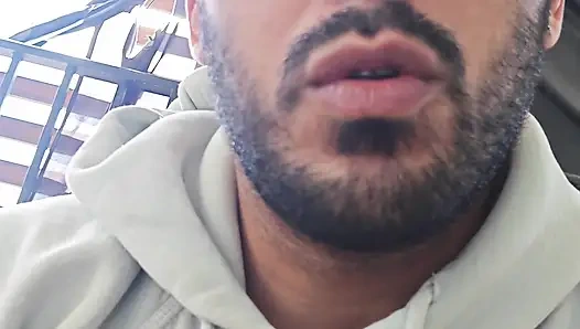 Sence yeni bir pantolon almalı mıyım?