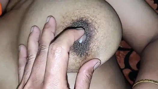 Küçük beyaz kızın içine çok sıkı amcıklı ateşli video